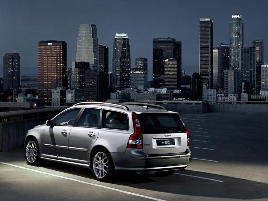  Volvo V50 2004 года  (фото 18 из 24)